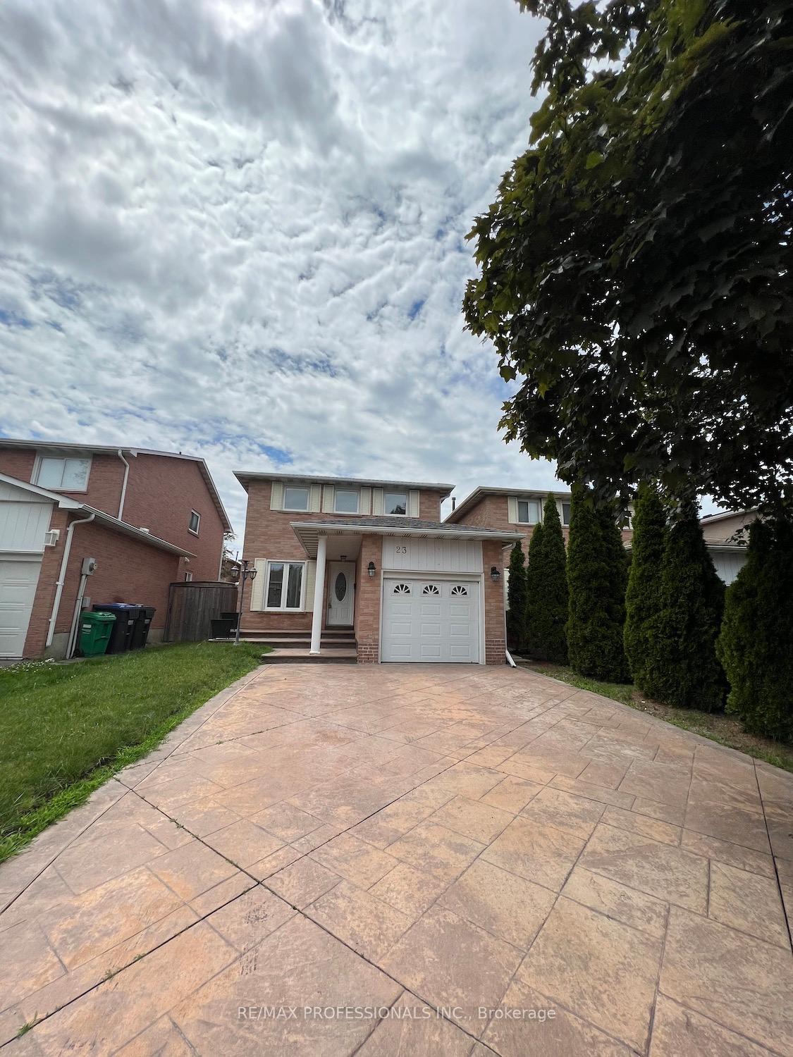 23 Rushmore Crescent, Brampton, ON L6Z 1R1 W12057613