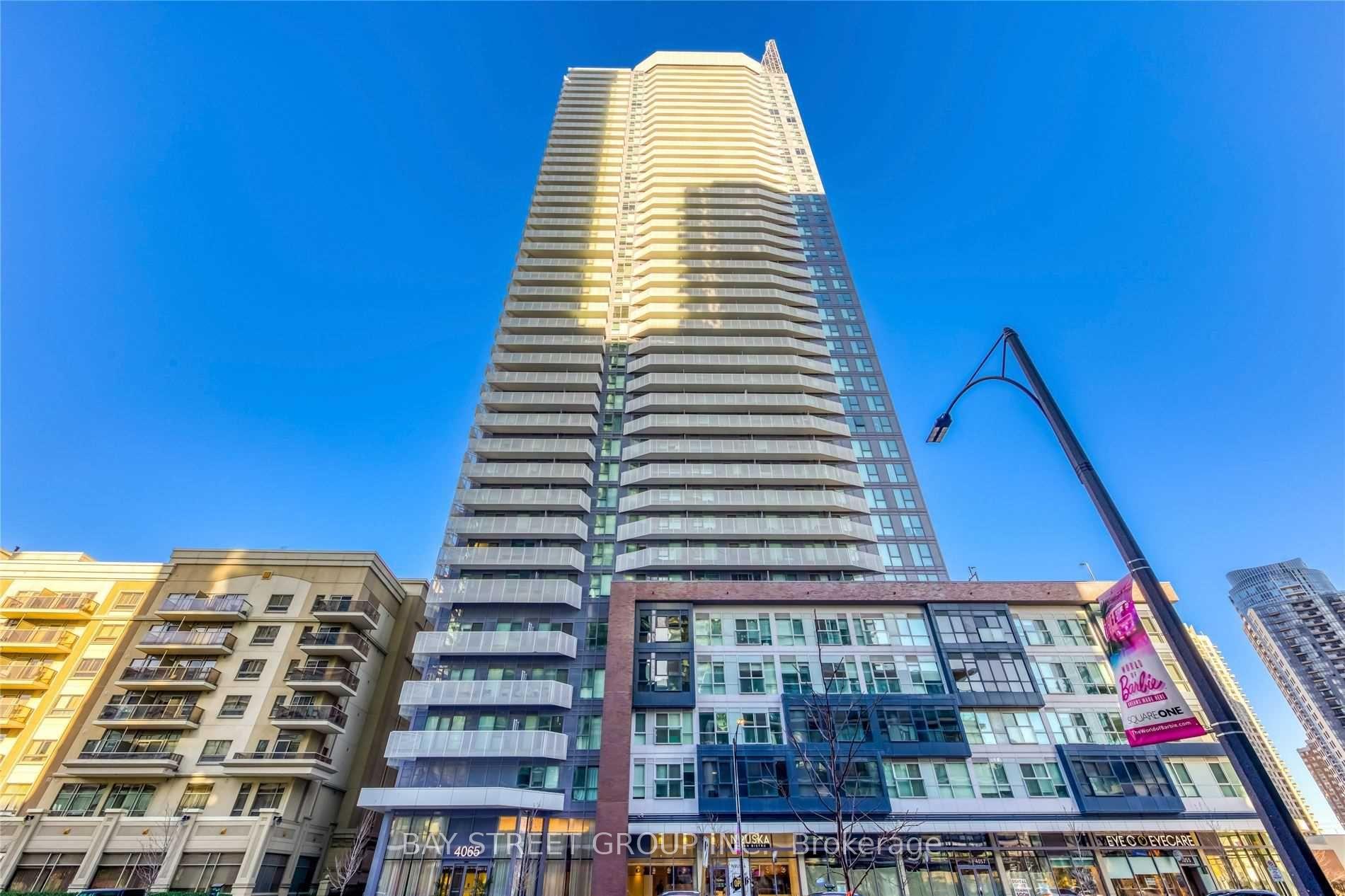 #907 - 4065 Confederation Parkway, Mississauga, ON L5B 4N1 W12118978