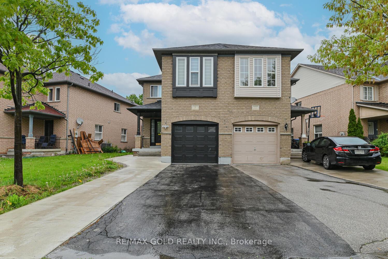 9 Fairlawn Boulevard, Brampton, ON L6P 1B6 W12106962