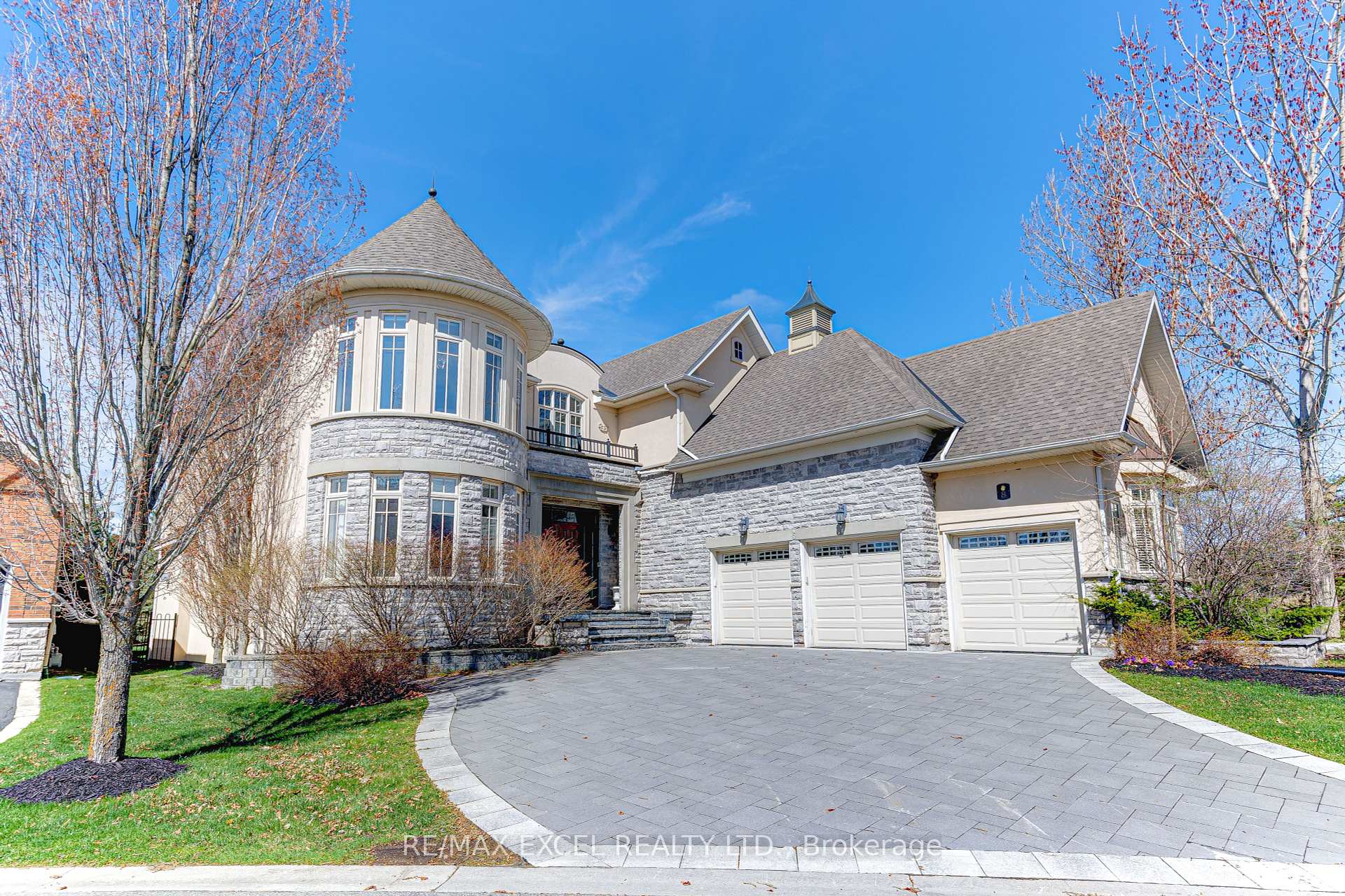 8 Country Club Drive, King, ON L7B 1M5 N12114648