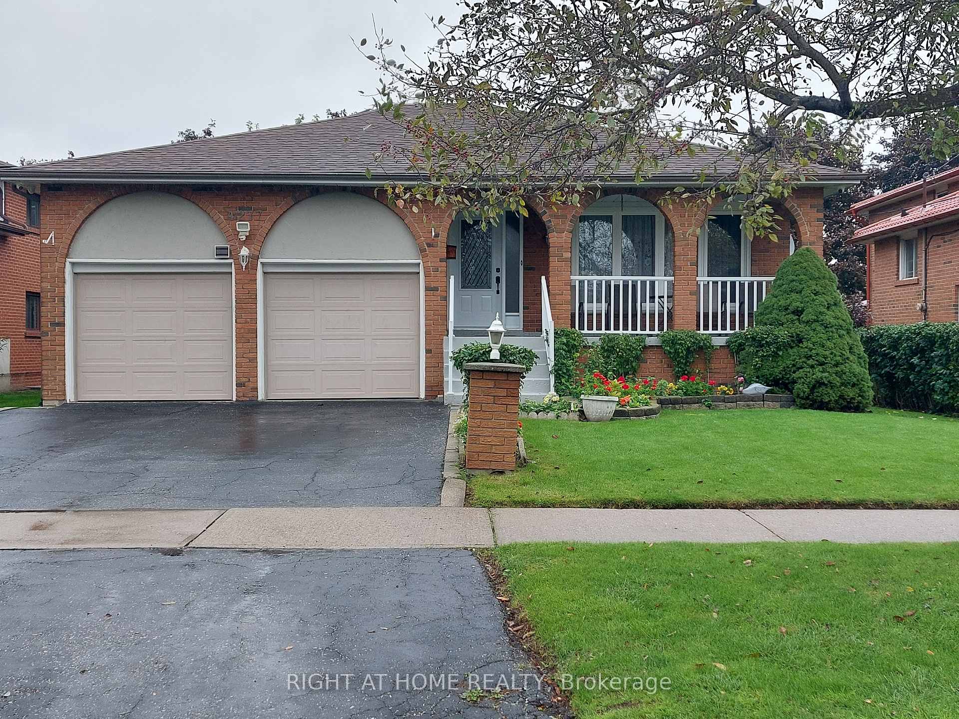 4277 Wilcox Road, Mississauga, ON L4Z 1C3 W12116323