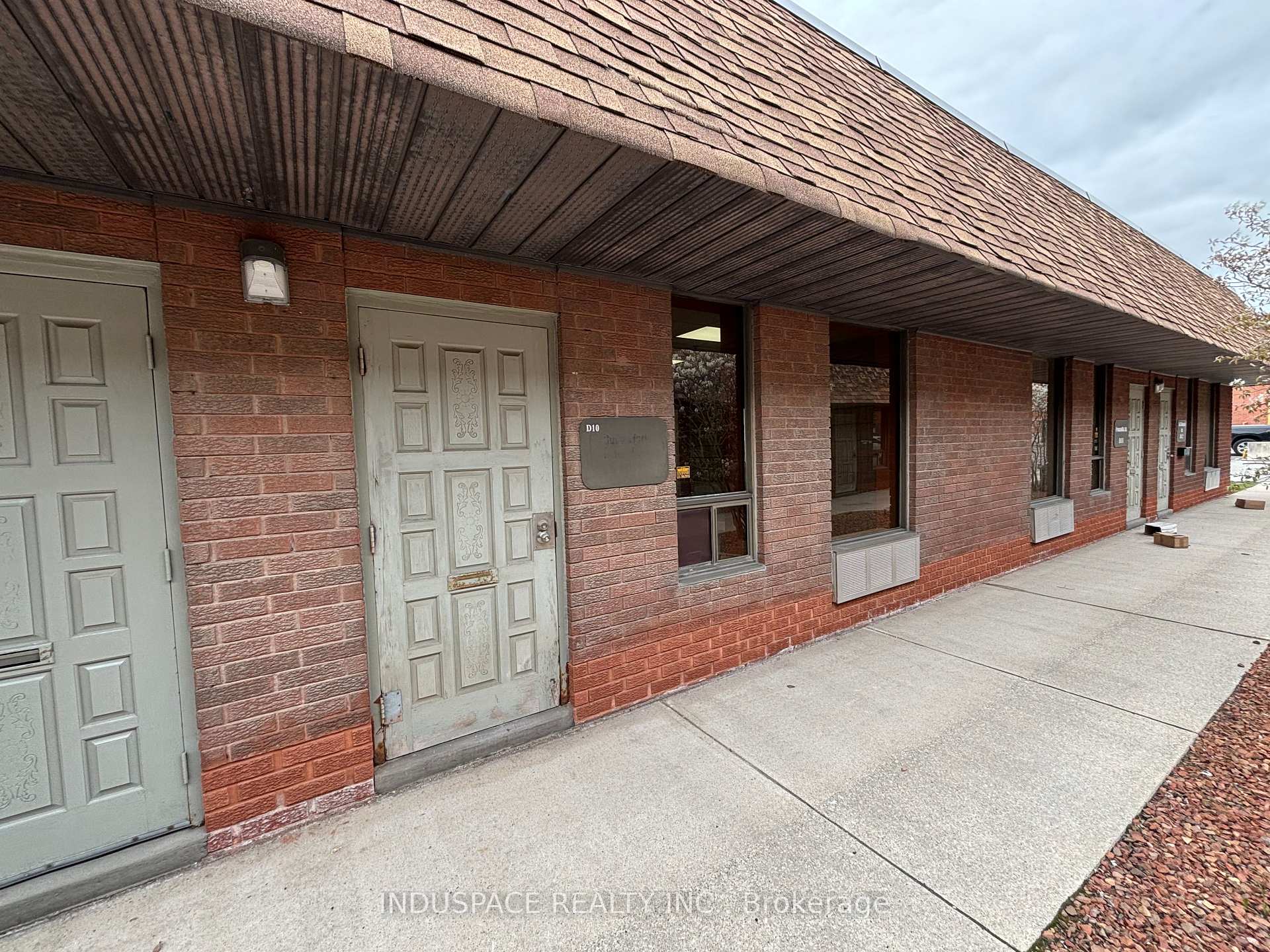 ## D10 - 1585 Britannia Road, Mississauga, ON L4W 2M4 W12116676