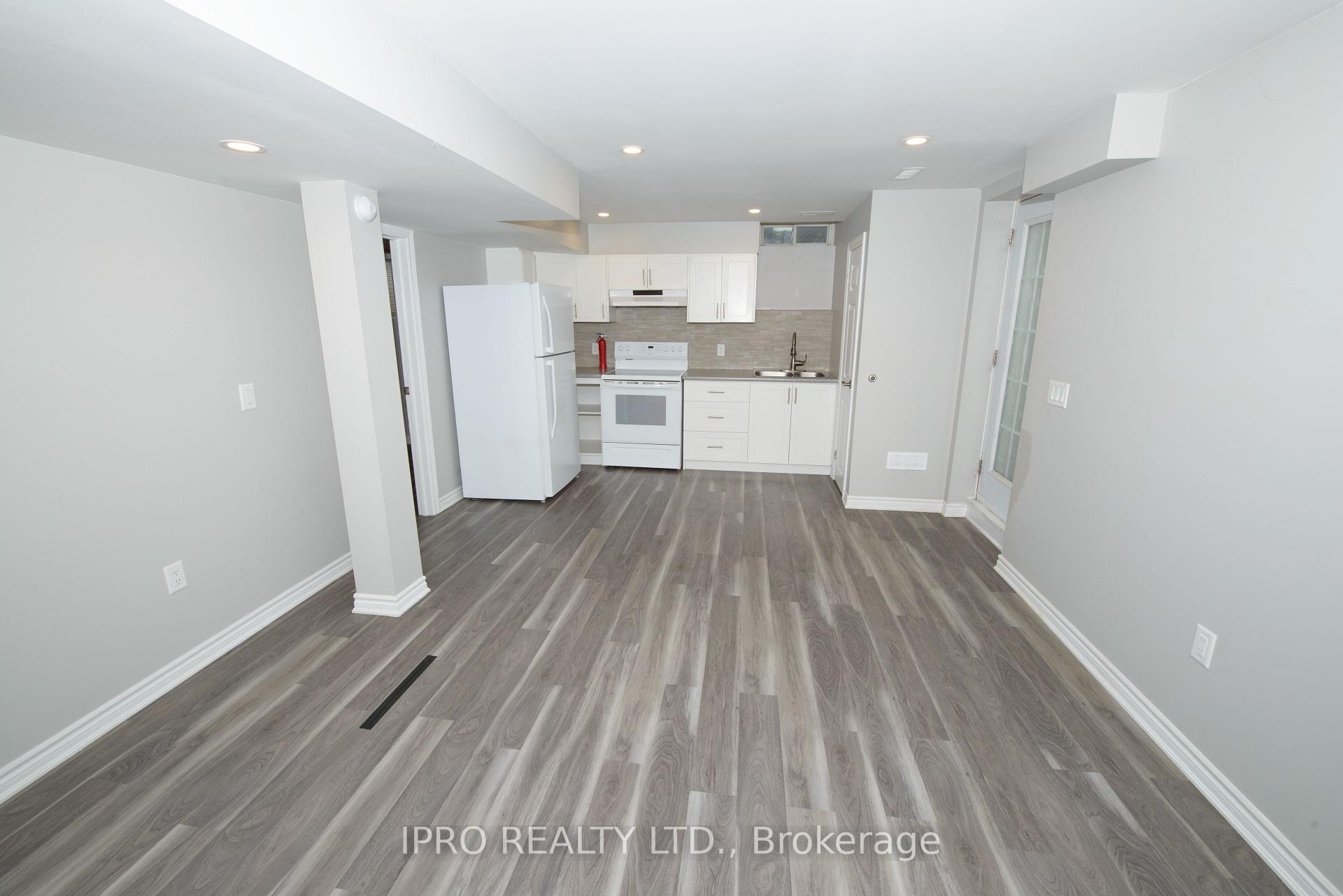 70 Pebblestone Circle, Brampton, ON L6X 4M8 W12122654
