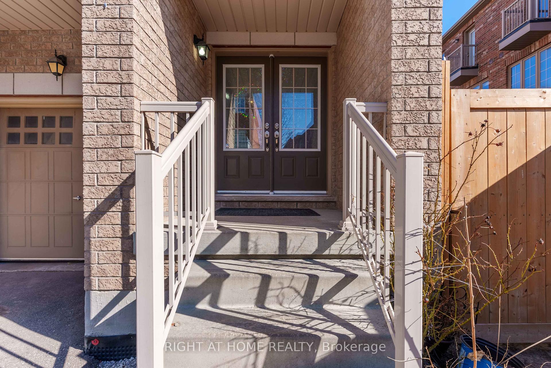 3 Rabbit Run Way, Brampton, ON L6Z 0J2 W12155982