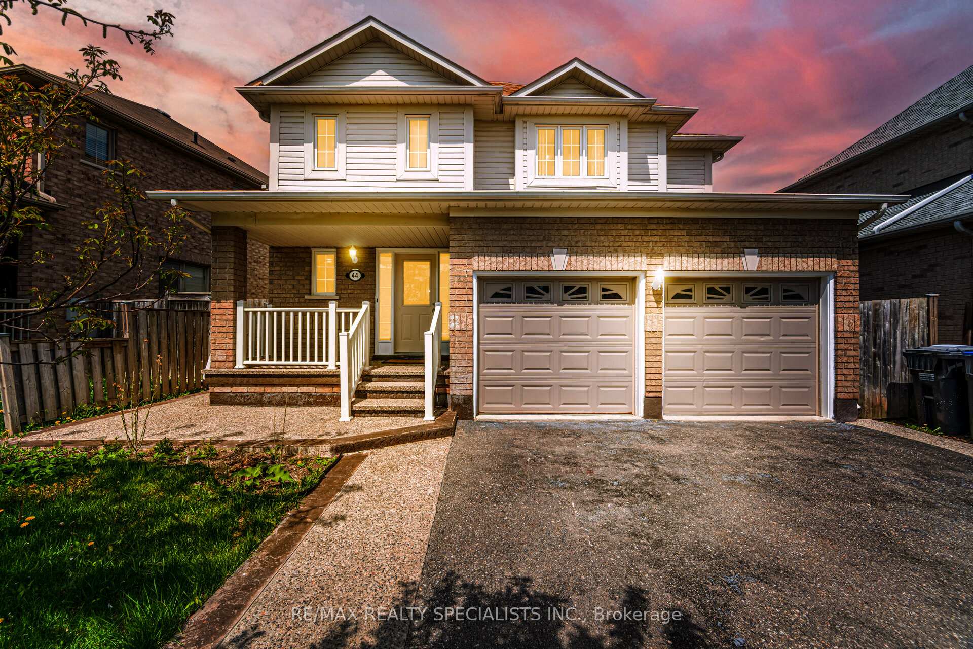 44 Deforest Drive, Brampton, ON L7A 2Y1 W12155449
